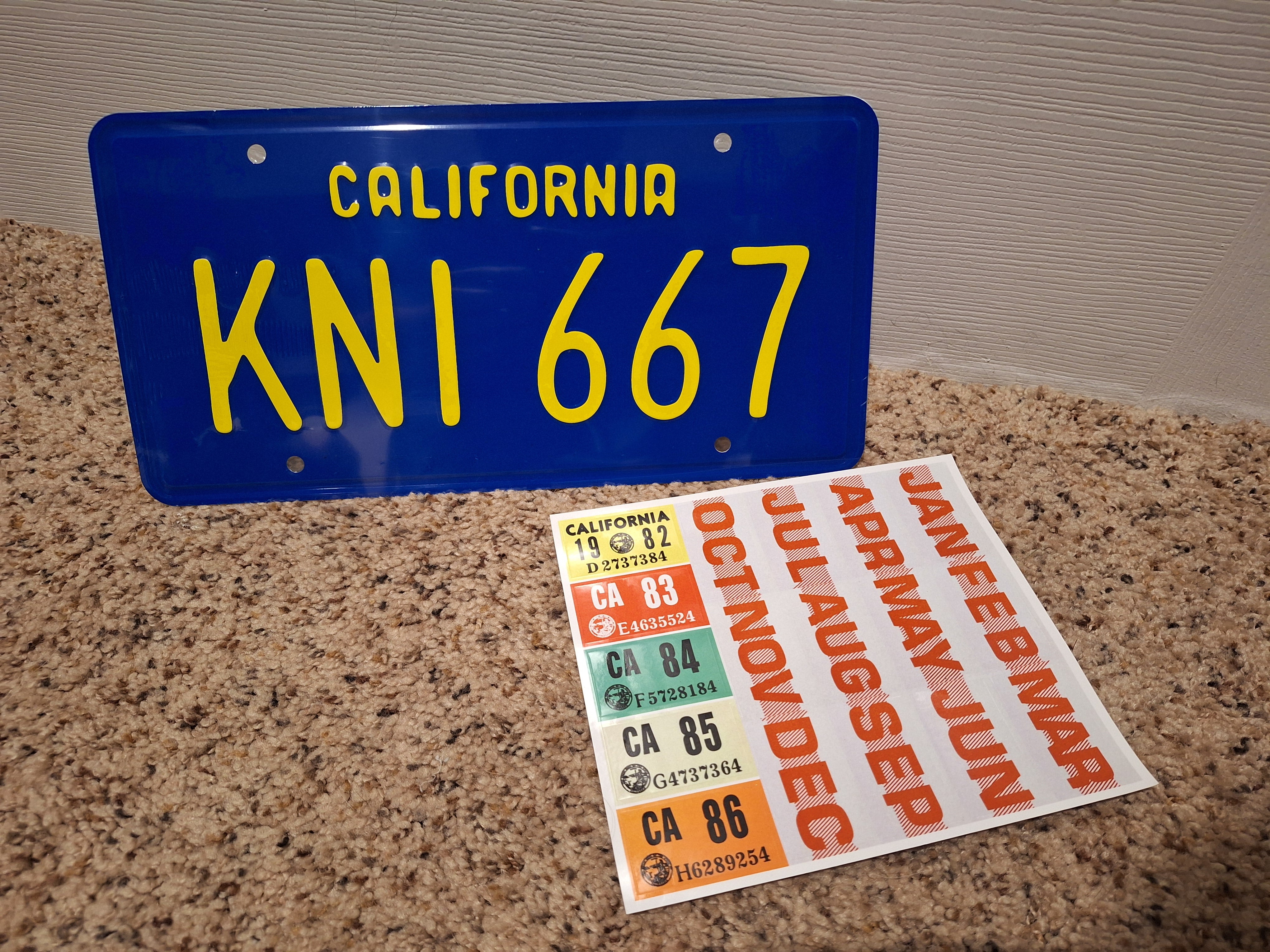 Screen Accurate KNI 667 License Plate w/Tags – KRH Media Group LLC